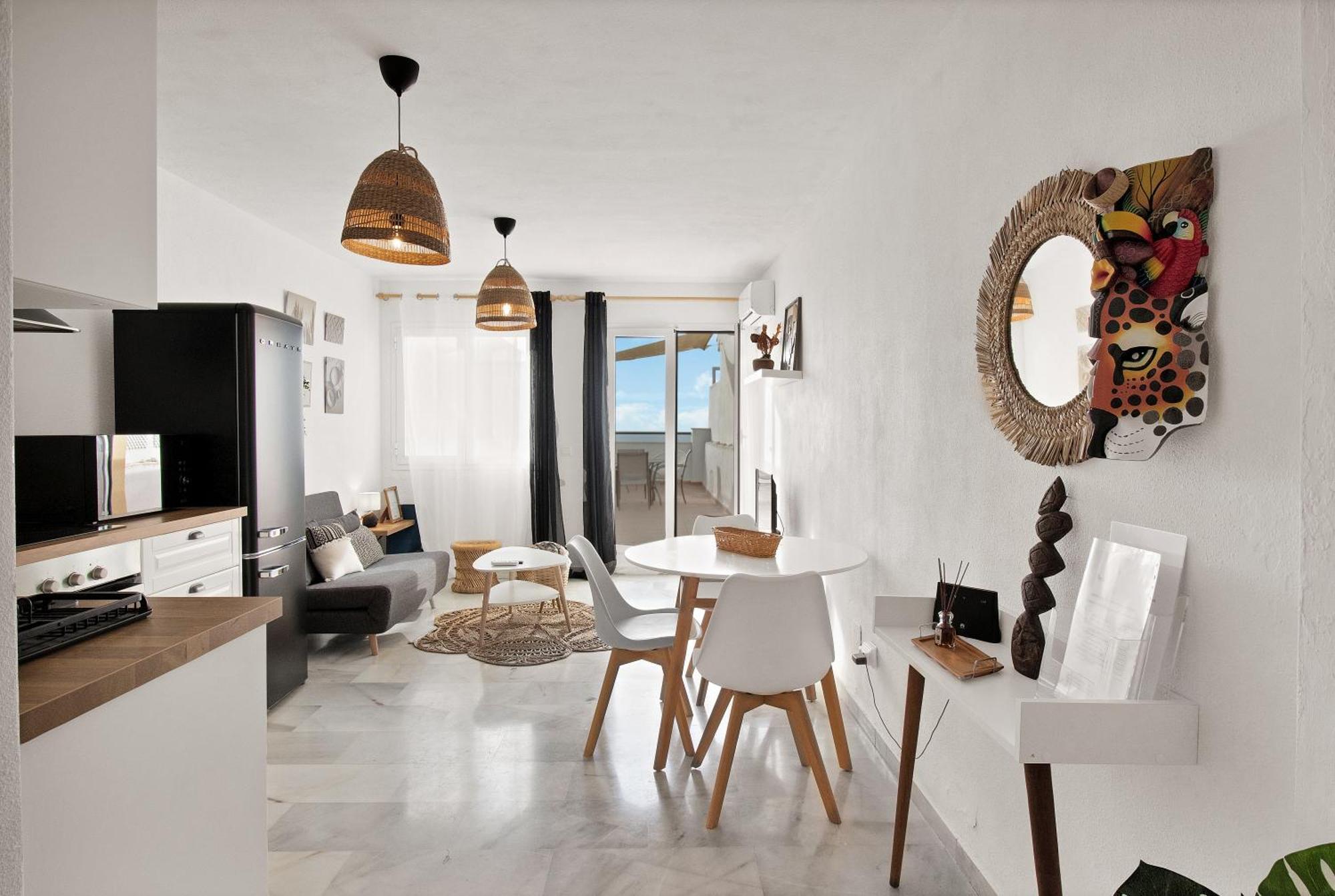 Duplex Estilo Boho Con Increible Terraza Y Vistas Al Mar En Estepona - Las Abejeras 609 Apartment Exterior photo
